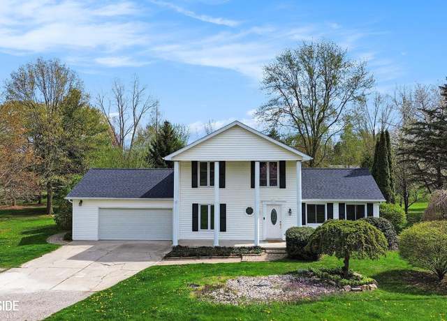 Property at 36870 Hebel Rd, Richmond, MI 48062, 4 beds, 2 baths