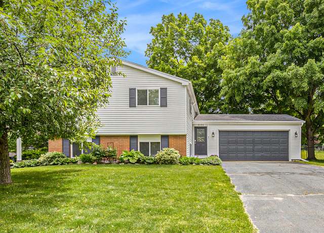 Property at 5134 Surf Dr NE, Rockford, MI 49341, 4 beds, 1.5 baths