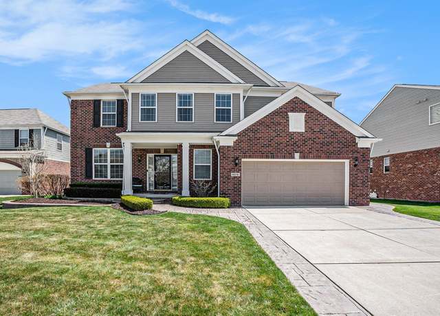 Property at 49218 Camarosa Ln, Macomb, MI 48044, 4 beds, 2.5 baths