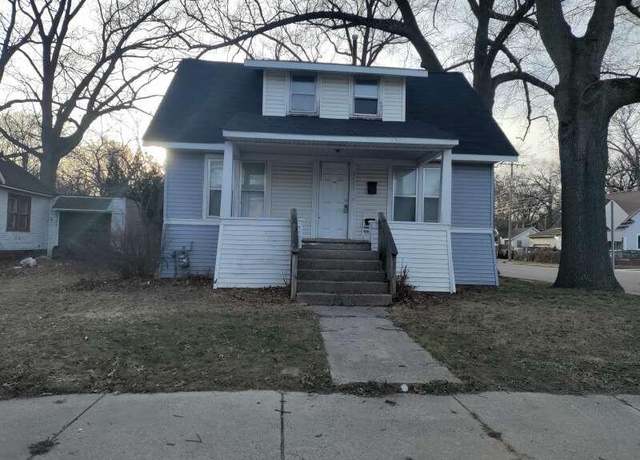 Property at 3001 7th St, Muskegon Heights, MI 49444, 4 beds, 1 bath
