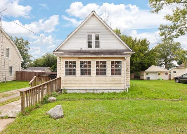Property at 257 W Chicago Blvd, Ridgeway Township, MI 49229, 6 beds, 2 baths