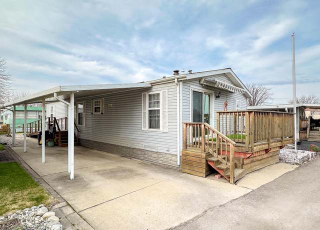 Property at 24331 Farrand St, Harrison Township, MI 48045, 3 beds, 2 baths
