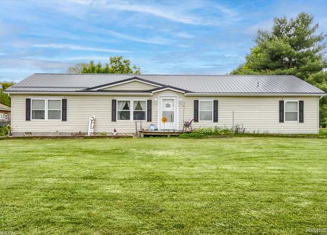 Property at 355 Carpenter Rd, Fostoria, MI 48435, 4 beds, 2 baths