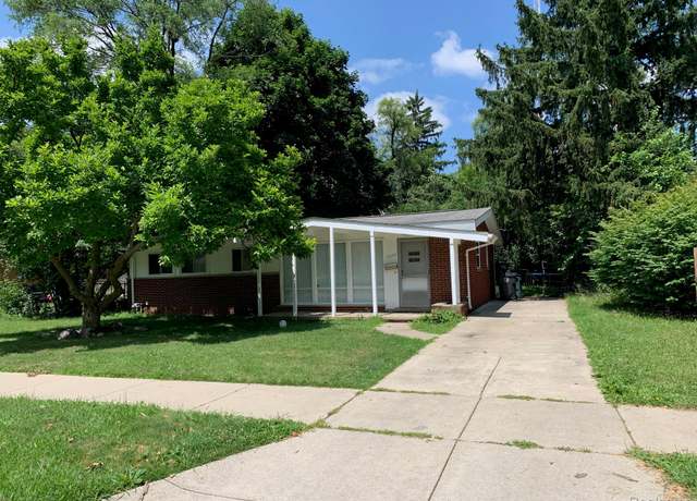 Property at 15250 Northfield Blvd, Oak Park, MI 48237, 3 beds, 1.5 baths