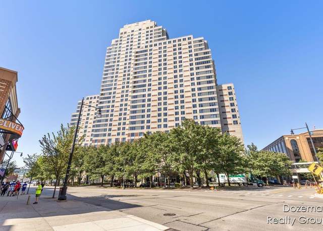 Property at 43 Campau Cir NW, Grand Rapids, MI 49503, 2 beds, 2 baths