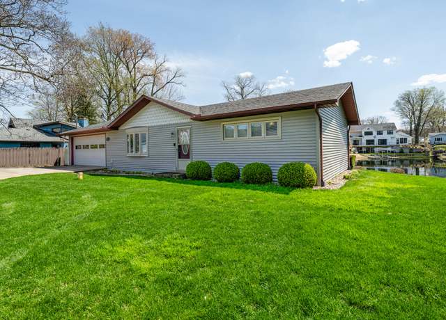Property at 6968 Wil O Paw Rd, Coloma, MI 49038, 3 beds, 2 baths