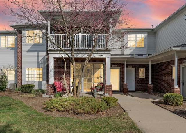 Property at 14222 Moravian Manor Cir, Sterling Heights, MI 48312, 2 beds, 2 baths