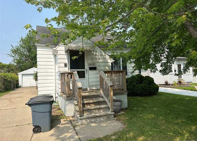 Property at 26537 Brettonwoods St, Madison Heights, MI 48071, 3 beds, 1 bath