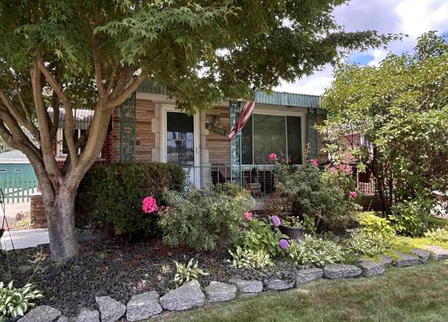 Property at 23311 Courtland Ave, Eastpointe, MI 48021, 2 beds, 1 bath