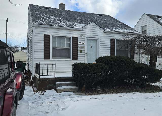 Property at 22092 Donald Ave, Eastpointe, MI 48021, 3 beds, 1 bath