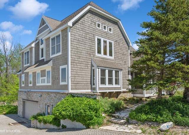 Property at 210 E Water St, New Buffalo, MI 49117, 4 beds, 4.5 baths
