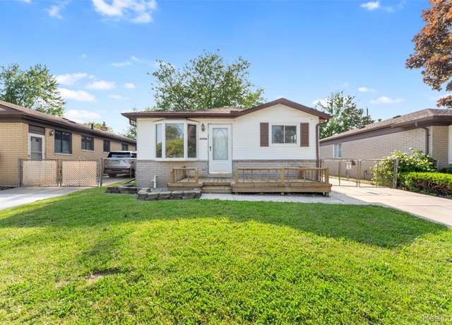 Property at 25928 Reeck Rd, Trenton, MI 48183, 2 beds, 2.5 baths