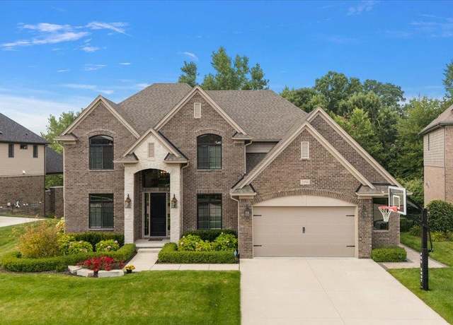 Property at 21943 Anita Way E, Macomb Township, MI 48044, 5 beds, 2.5 baths