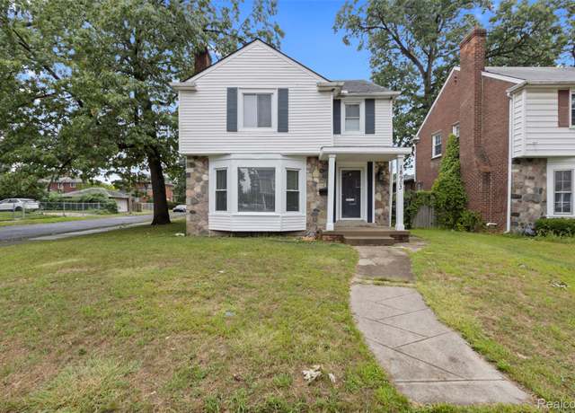 Property at 18903 Pinehurst St, Detroit, MI 48221, 3 beds, 2.5 baths