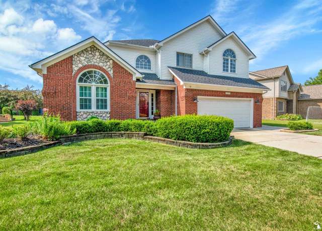 Property at 53272 Forestglade Dr, Chesterfield, MI 48047, 4 beds, 2.5 baths