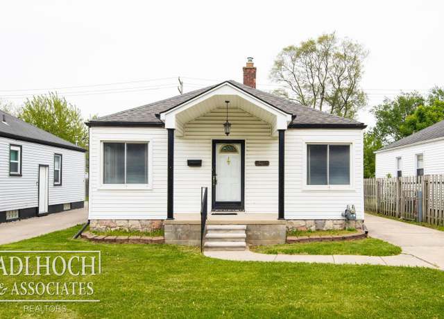 Property at 19351 Roscommon St, Harper Woods, MI 48225, 3 beds, 1 bath