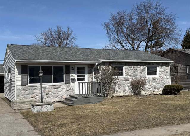 Property at 580 Nylon St, Saginaw, MI 48604, 3 beds, 1 bath
