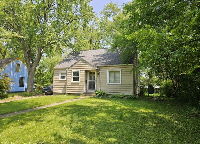 Property at 1726 Upland Dr, Kalamazoo, MI 49048, 3 beds, 1 bath