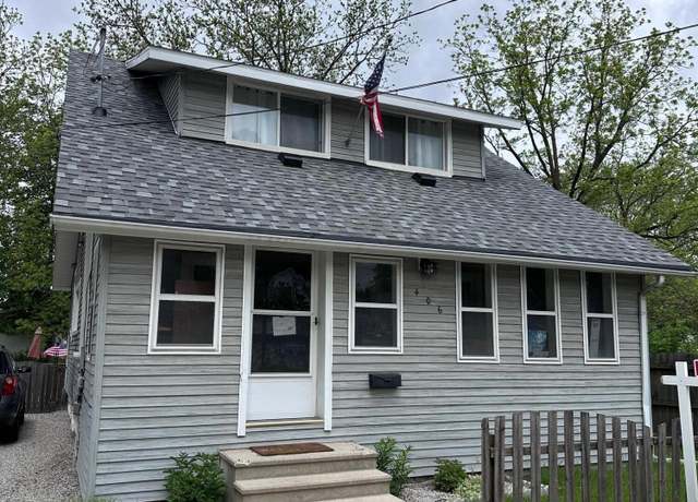 Property at 406 S Elm Ave, Jackson, MI 49203, 3 beds, 1.5 baths