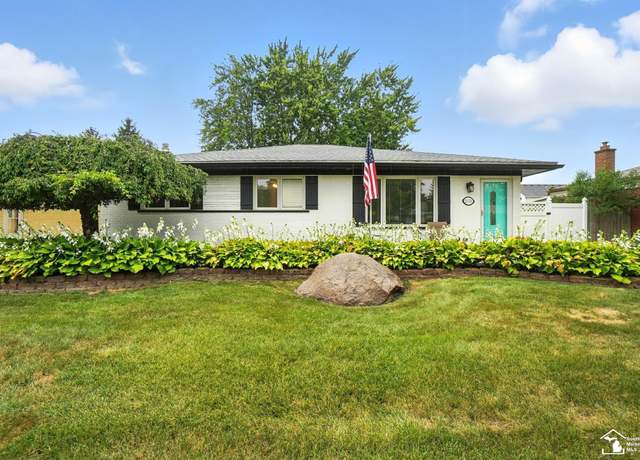 Property at 23326 W Fairway Dr, Woodhaven, MI 48183, 3 beds, 1 bath