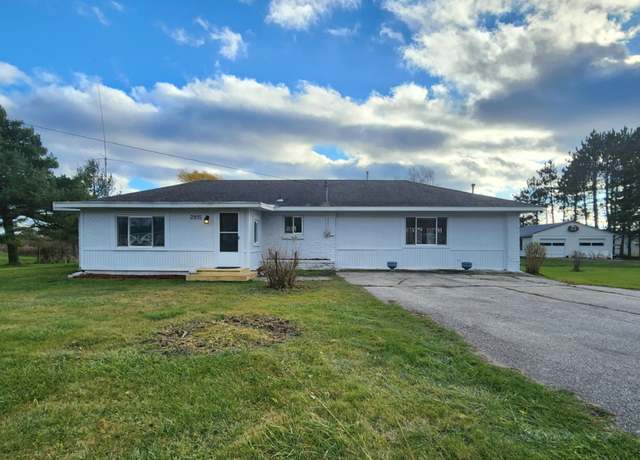 Property at 2815 M-55, Tawas Twp, MI 48763, 4 beds, 1.5 baths