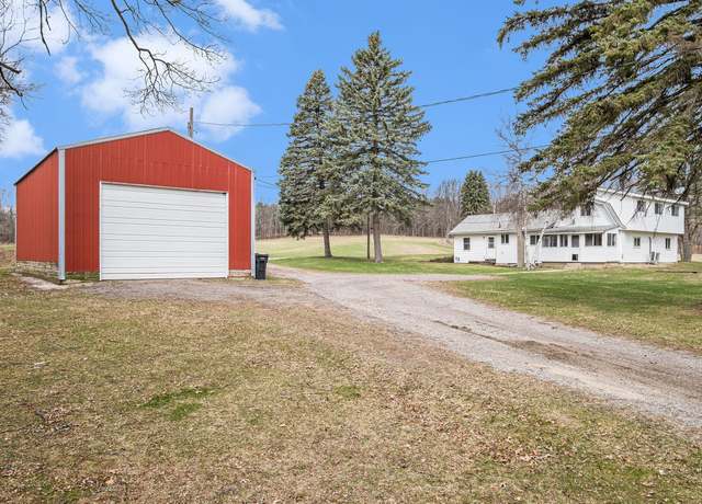 Property at 9475 Denton Hill Rd, Fenton, MI 48430, 3 beds, 1 bath