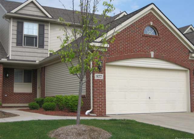 Property at 4644 Summer Ridge Dr, Genoa Township, MI 48843, 2 beds, 2.5 baths