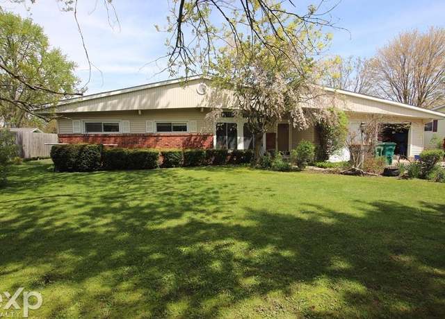 Property at 2940 Westland Dr, Port Huron, MI 48060, 3 beds, 1.5 baths