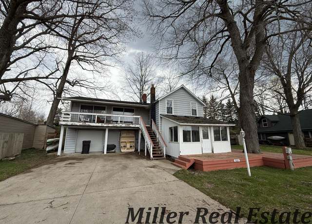Property at 2802 Leach Lake Ln, Hastings, MI 49058, 3 beds, 2.5 baths