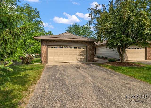 Property at 1427 Atlantic St NW, Grand Rapids, MI 49504, 3 beds, 2.5 baths
