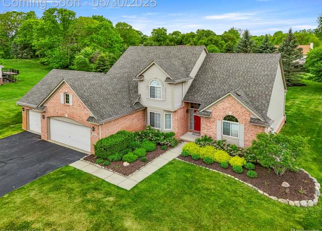 Property at 6711 Teluride Dr, White Lake, MI 48383, 3 beds, 2.5 baths
