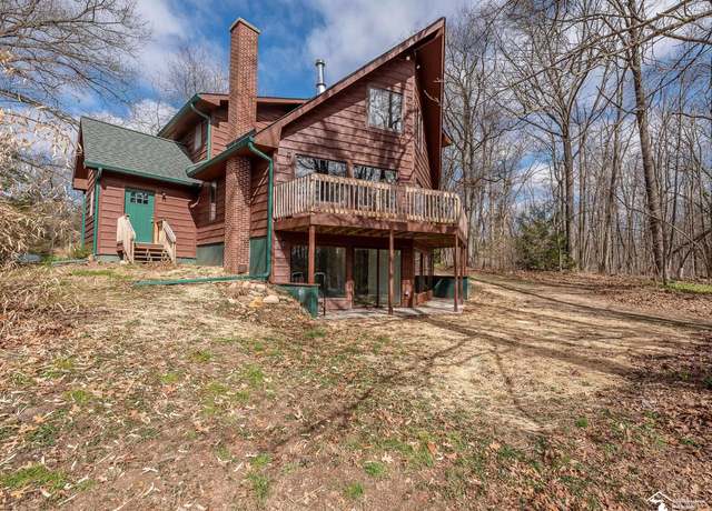 Property at 11641 Silver Lake Hwy, Brooklyn, MI 49230, 2 beds, 2.5 baths