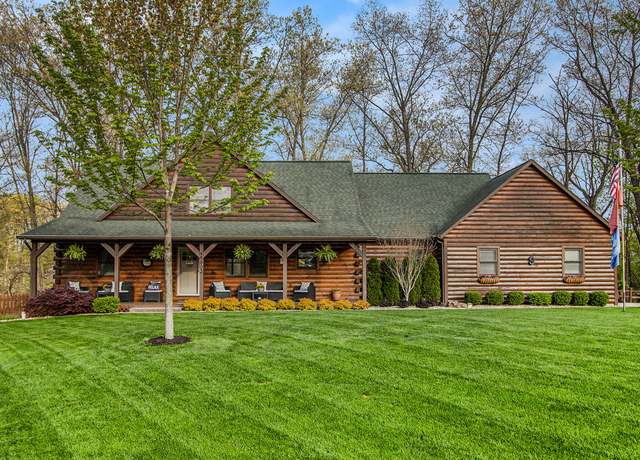 Property at 15802 Farmstead Ln, Three Rivers, MI 49093, 3 beds, 2 baths