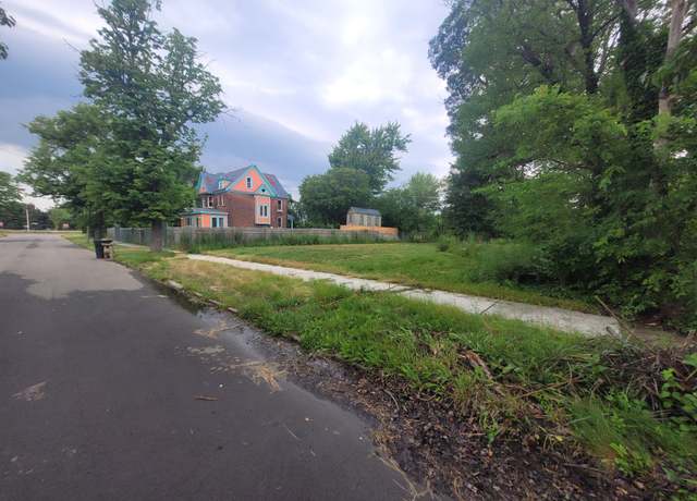 Property at 5202 Stanton St, Detroit, MI 48208, 5 beds, 4 baths