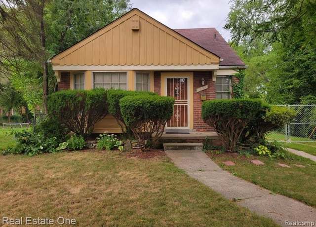 Property at 17717 Greenview Ave, Detroit, MI 48219, 3 beds, 1.5 baths