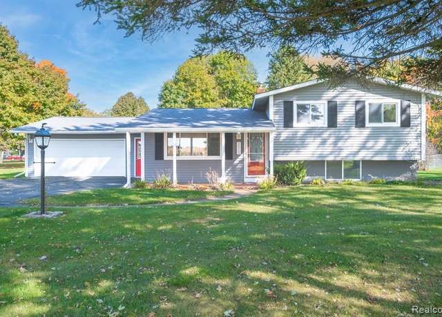 Property at 5252 Maple Rd, Swartz Creek, MI 48473, 3 beds, 1 bath