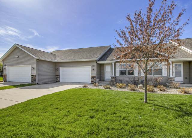 Property at 1177 S Village Cir, Kalamazoo, MI 49009, 2 beds, 2 baths