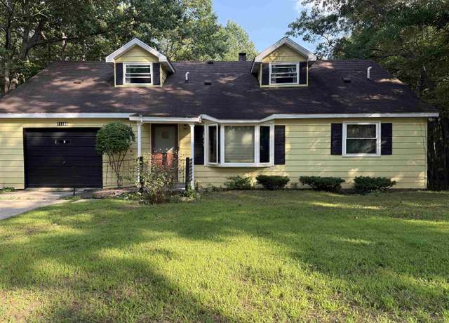Property at 11189 Alpine Dr, Garfield Township, MI 48632, 4 beds, 2 baths