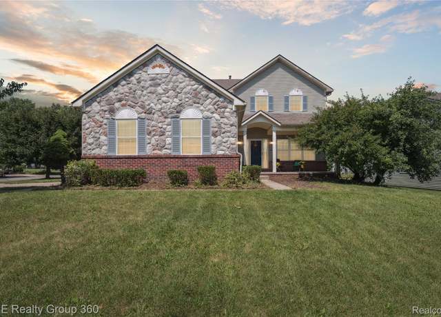 Property at 5190 Blue Spruce Dr, Ypsilanti, MI 48197, 4 beds, 3.5 baths