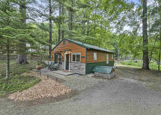 Property at 4169 North Spider Lake Rd, Traverse City, MI 49696, 1 bed, 1 bath