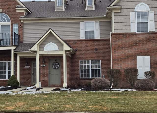 Property at 20024 Hidden Oaks Dr, Trenton, MI 48183, 2 beds, 2 baths