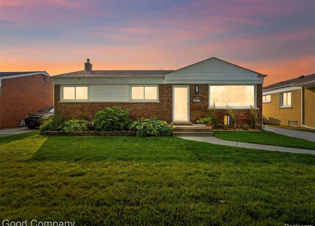 Property at 32406 Van Dover St, St Clair Shores, MI 48082, 3 beds, 1.5 baths