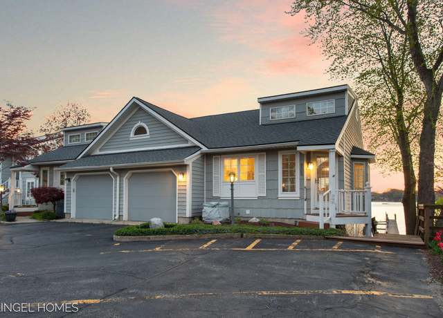 Property at 17513 N Fruitport Rd #10, Spring Lake, MI 49456, 3 beds, 2.5 baths
