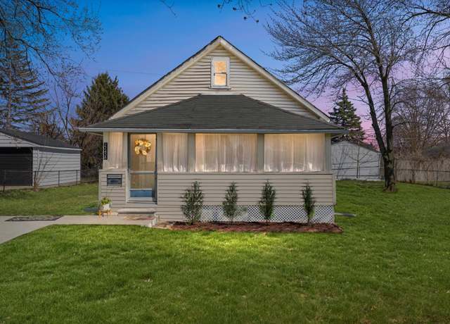 Property at 22438 Piper Ave, Eastpointe, MI 48021, 2 beds, 1 bath