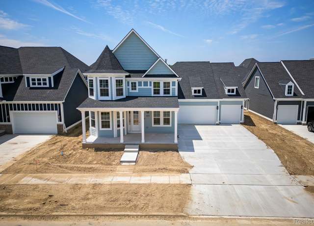 Property at 54689 Ann Dr, Macomb, MI 48042, 5 beds, 3.5 baths