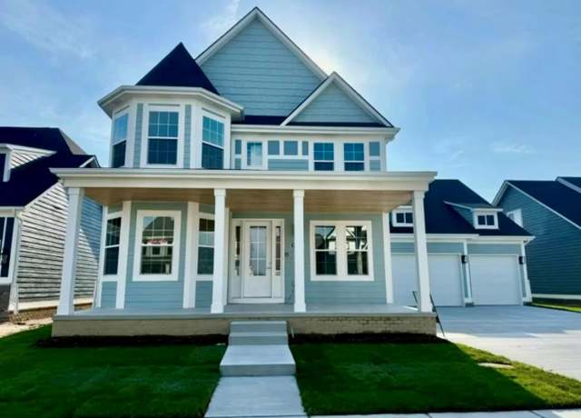 Property at 54689 Ann Dr, Macomb, MI 48042, 5 beds, 3.5 baths