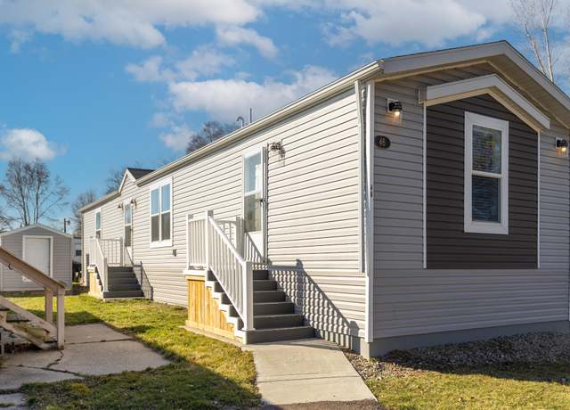 Property at 875 W Grand River Riv #46, Williamston, MI 48895, 3 beds, 2 baths
