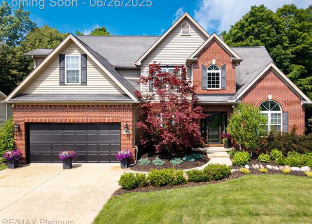 Property at 182 Fairhill Way, Howell, MI 48843, 4 beds, 3 baths
