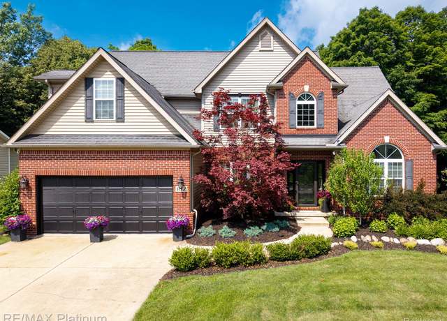 Property at 182 Fairhill Way, Howell, MI 48843, 4 beds, 3 baths