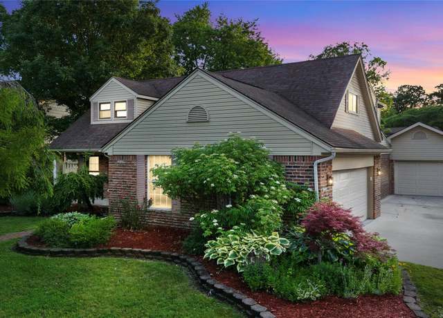 Property at 20614 Maplewood Ct, Riverview, MI 48193, 4 beds, 3.5 baths